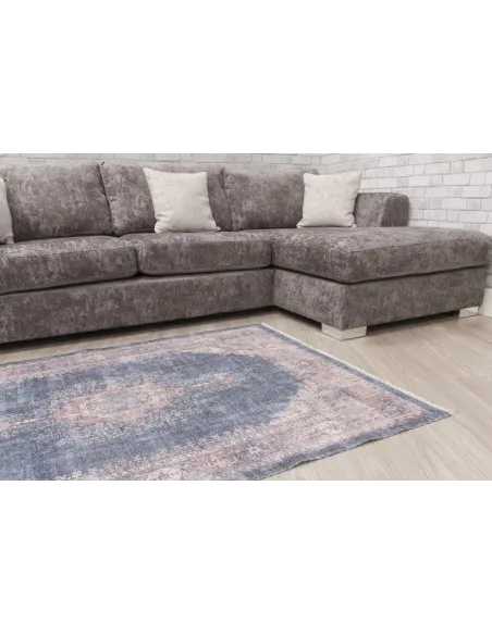 Modena Hamadan Rug - Distressed Navy/Pink | Murphy Furniture