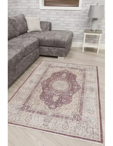 Modena Shiraz Rug - Red Cream | Murphy Furniture