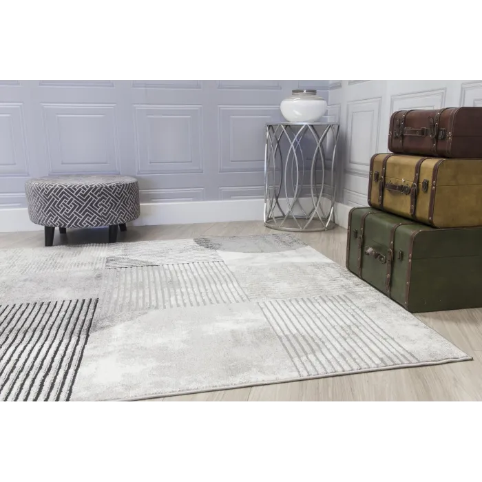 Casino Geo Rug - Grey | Murphy Furniture
