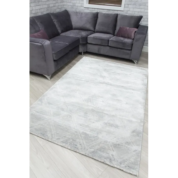 Rococo Quadito Rug - Grey/Cream | Murphy Furniture