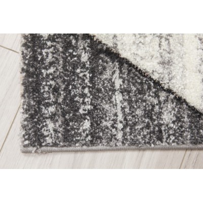 Impulse Chevron Rug - Red | Murphy Furniture