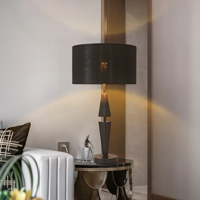 T108020B Lamp | Murphy Furniture