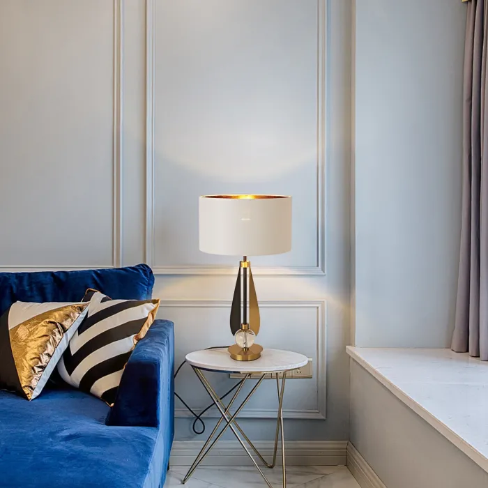 T209024 Lamp | Murphy Furniture
