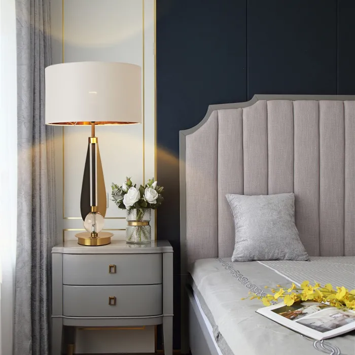 T209024 Lamp | Murphy Furniture