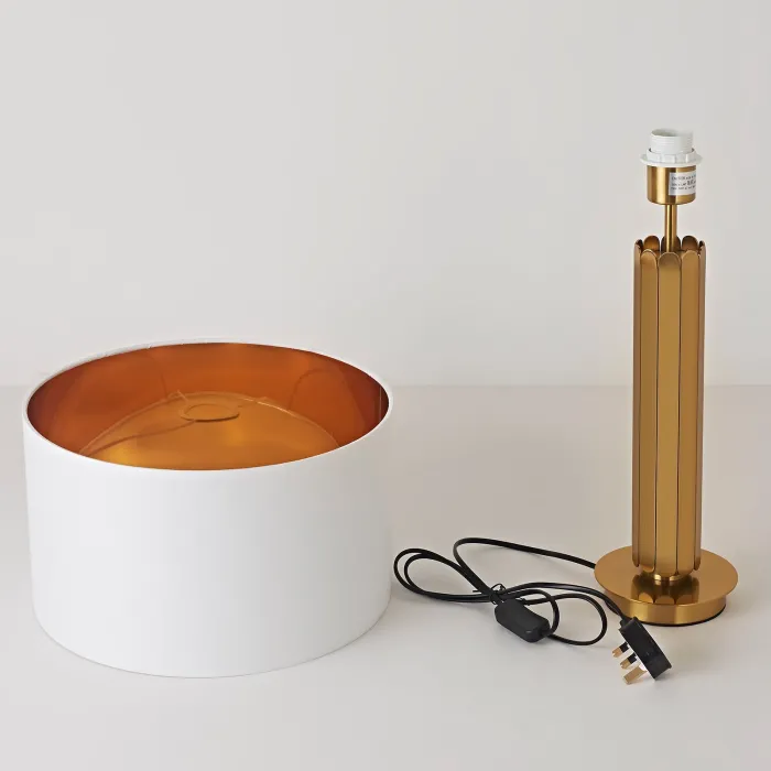 T209026 Lamp | Murphy Furniture