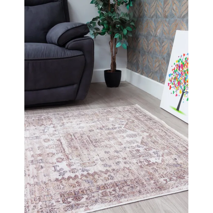 Kashmera Heriz Rug - Various Sizes | Murphy Furniture