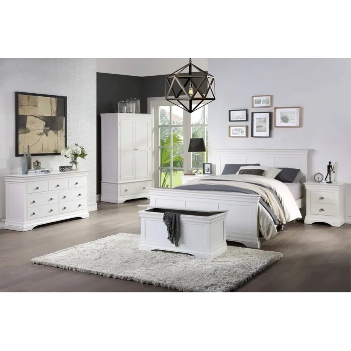 Bella Blanket Box - White | Murphy Furniture