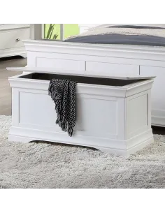 Bella Blanket Box - White | Murphy Furniture