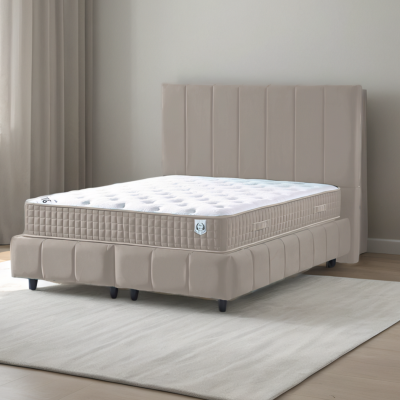Windsor 4ft6 Ottoman Bedframe - Velvet B | Murphy Furniture