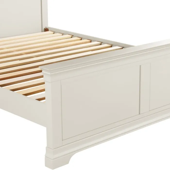 Bordeaux 5ft High End Bed - Ivory | Murphy Furniture